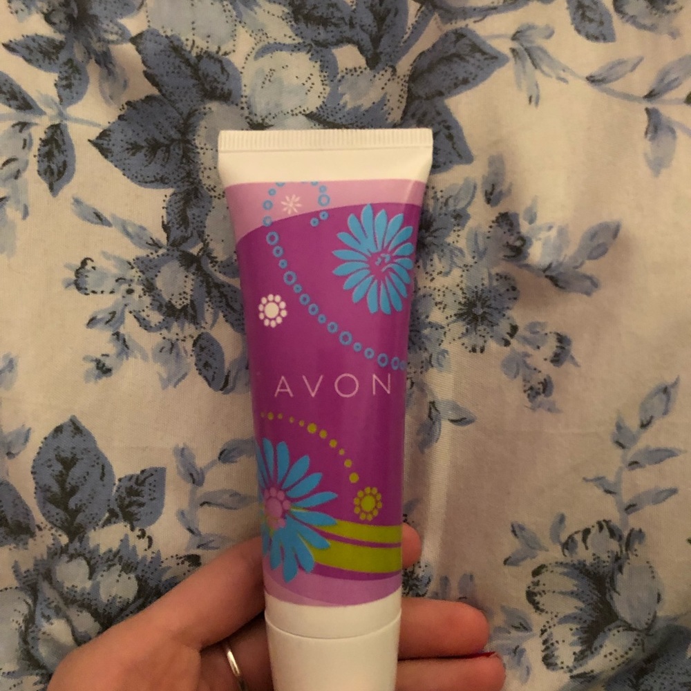 Avon moisture therapy intensive hand cream